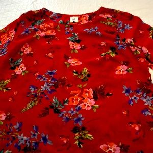 Cabi red flowered top